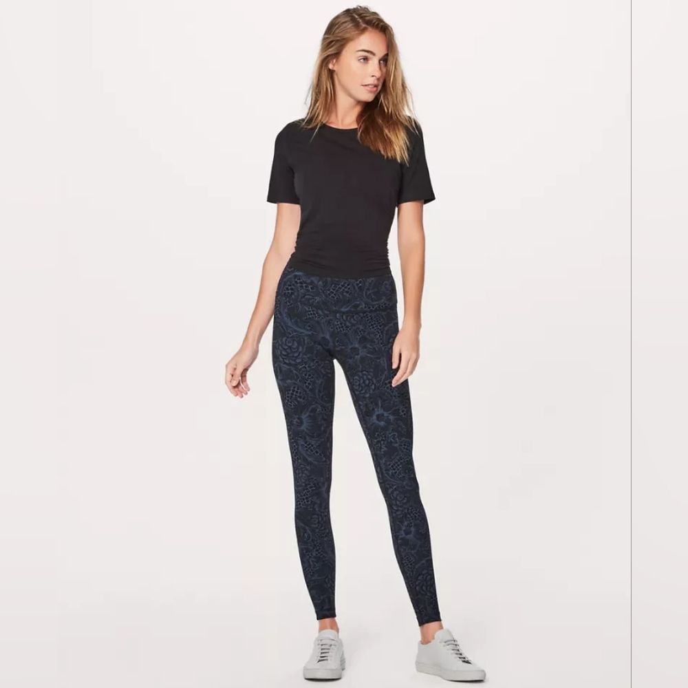 lululemon athletica Black Top with Navy Paisley Leggings